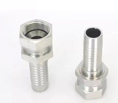 Fil Jic en acier inoxydable en pièce unique Crimping pour une connexion féminine de tuyau hydraulique
