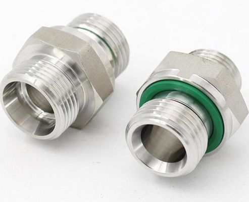 Adaptateur de tuyau hydraulique en acier inoxydable standard JIS Adaptateur métrique Bsp pour l'industrie